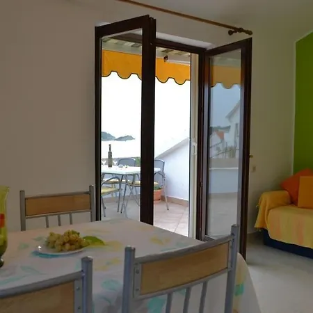 Apartmán In With Sea View, Terrace, Air Conditioning, Wifi 4552-10 Supetarska Draga