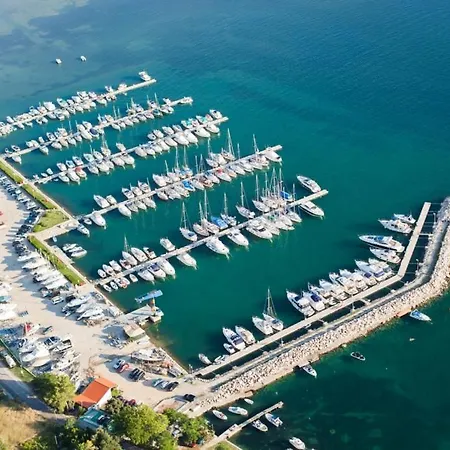 In With Sea View, Terrace, Air Conditioning, Wifi 4552-10 Apartmán *